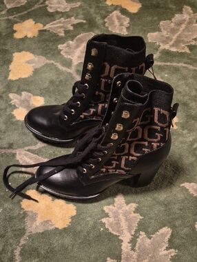 Guess Black Lace-Up Ankle Boots with Brown Logo Knit